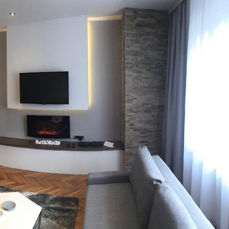 Chimney Modern Apartment 노비사드 외부 사진